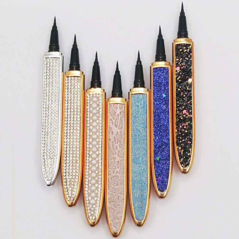 Self Adhesive Eyeliner Lashes – No Glue Needed, Multicolor
