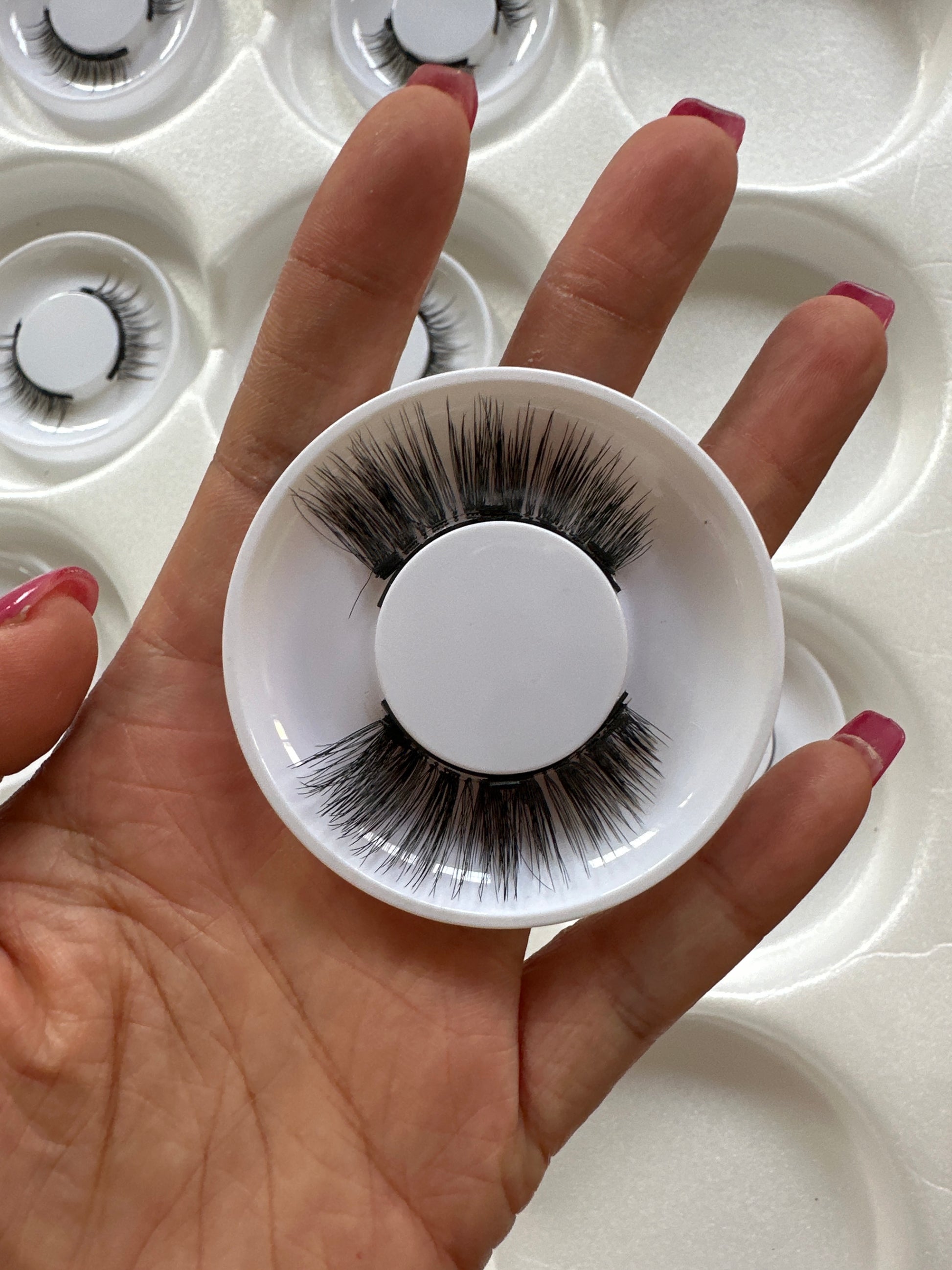 Magnetic False Lashes Little Devil Set – Glue‑Free Glam